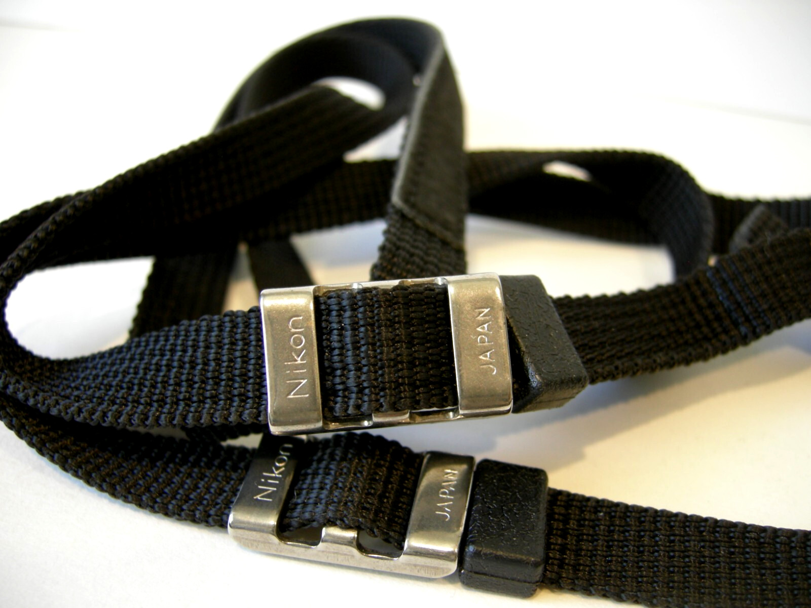 NIKON Genuine SHOULDER NECK STRAP for F FE FM FG F2 FA EM FM2 FG20 FE2 F3