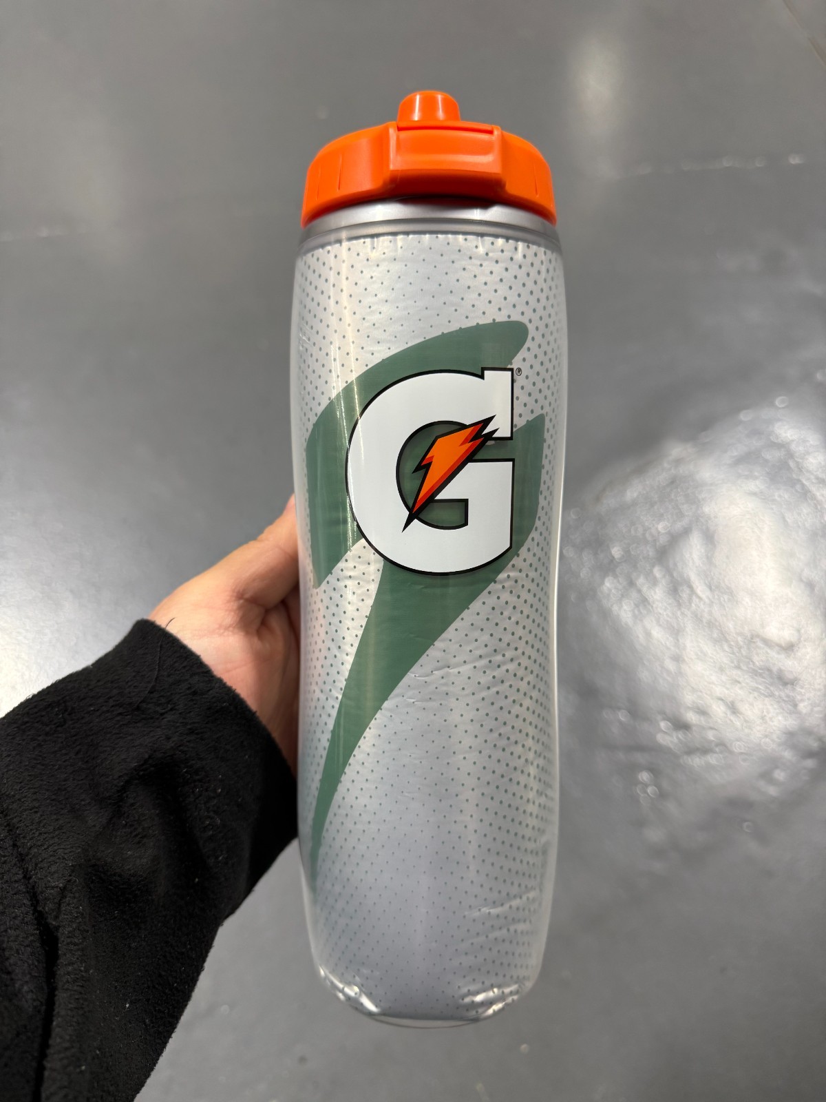 Gatorade 30 oz. Insulated Squeeze Water Bottle W/ Personalize Lid, Color Silver