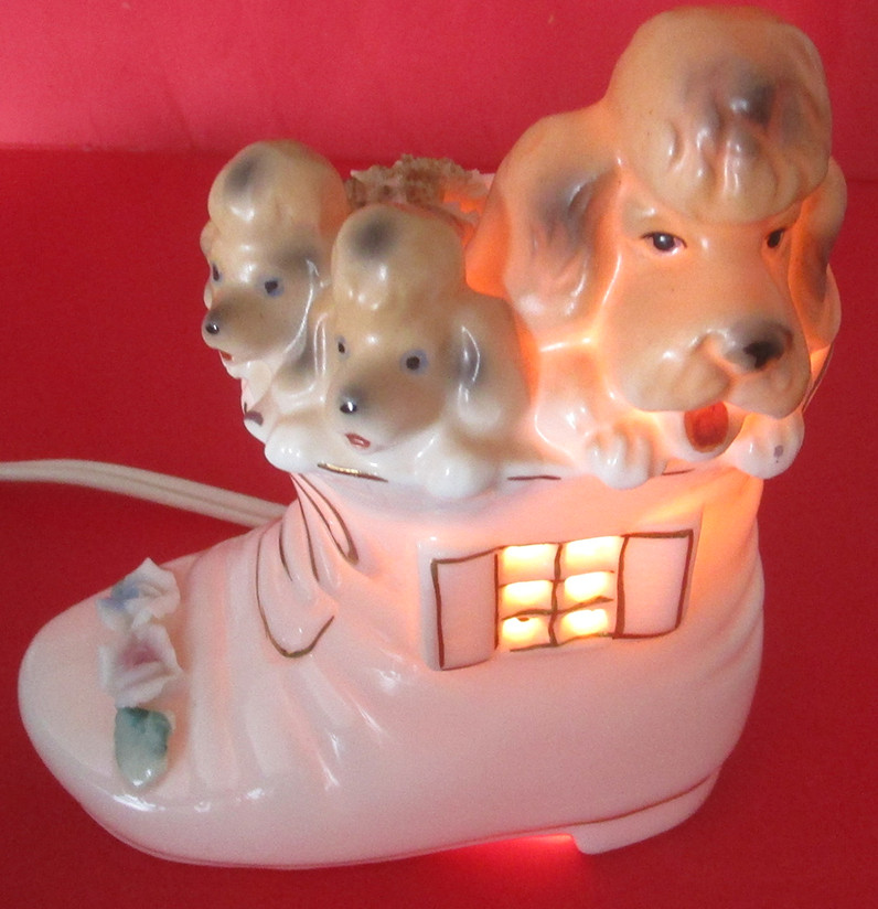 Vintage Underwriters Lab I W Rice Portable Ceramic Child's Night Light w/Poodles