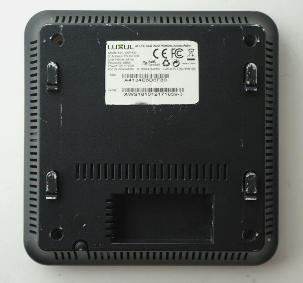 Luxul XAP-810 AC1200 Dual-Band Wireless Access Point - Black