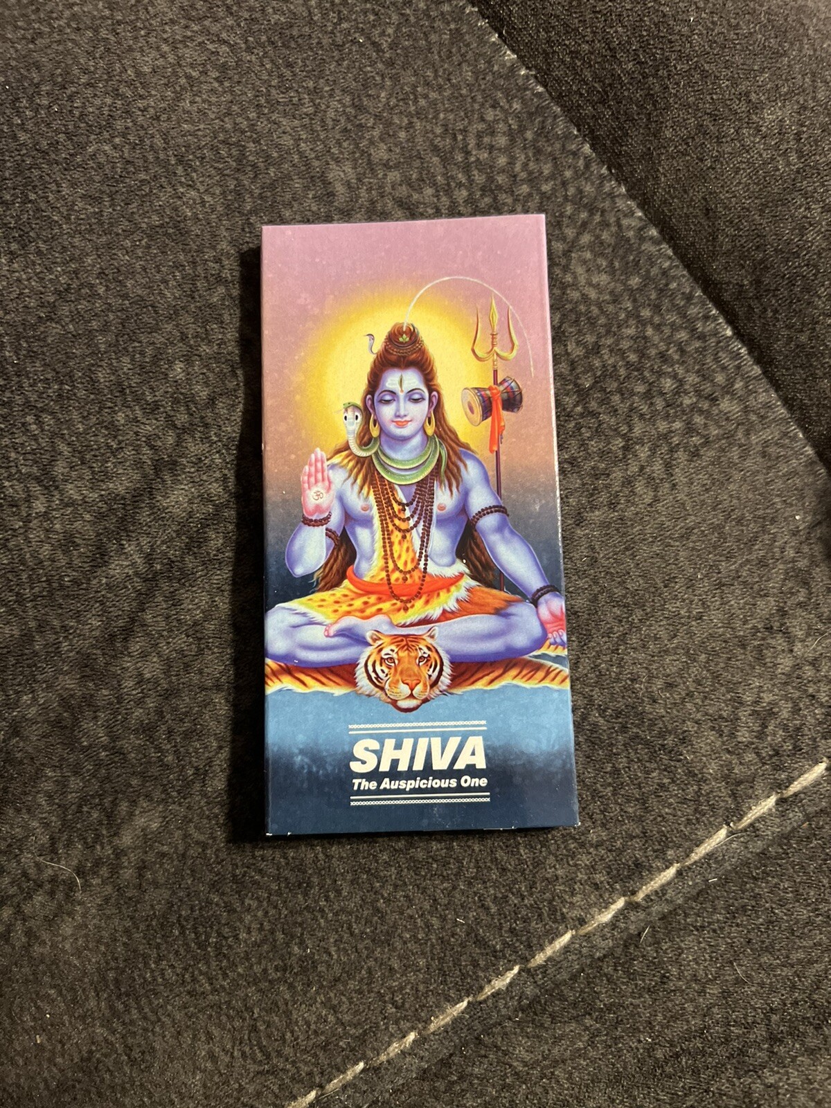Hindu Collection “rolling papers” W/ Tips