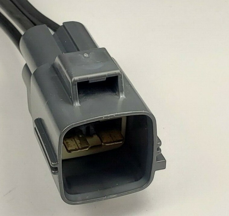 4-pin 68040499AA Oxygen Sensor Male Plug 68040499-AA