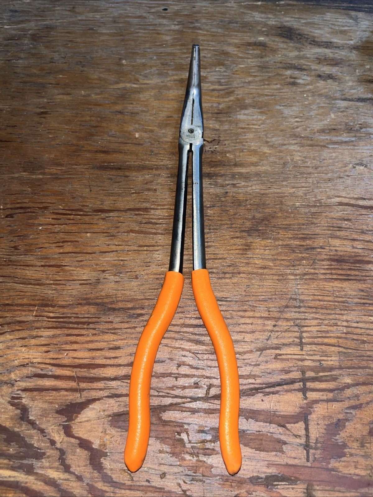 Matco Tools PN0112P Orange Grips 90° Tip Long Reach Needle Nose Pliers