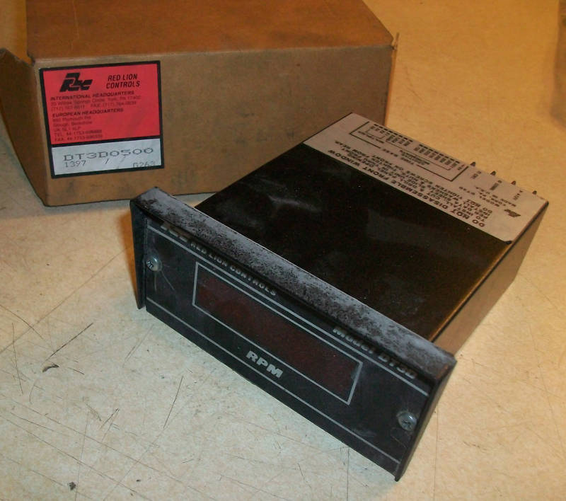 Red Lion RPM Speed Rate Indicator DT3D0500