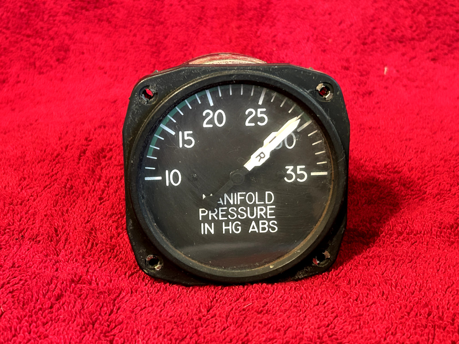 UNITED INSTRUMENTS MANIFOLD PRESSURE INDICATOR P/N 6022 TAI P/N PM-42-11