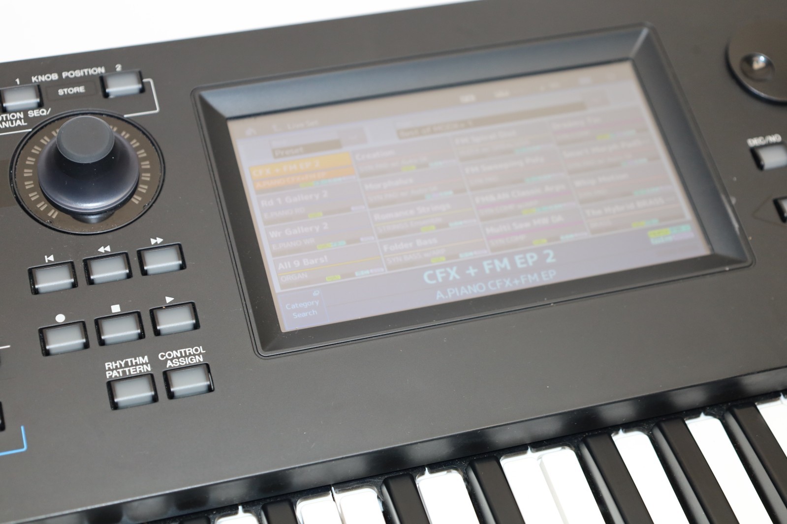 Yamaha MODX7+ PLUS 76-Key Workstation Keyboard