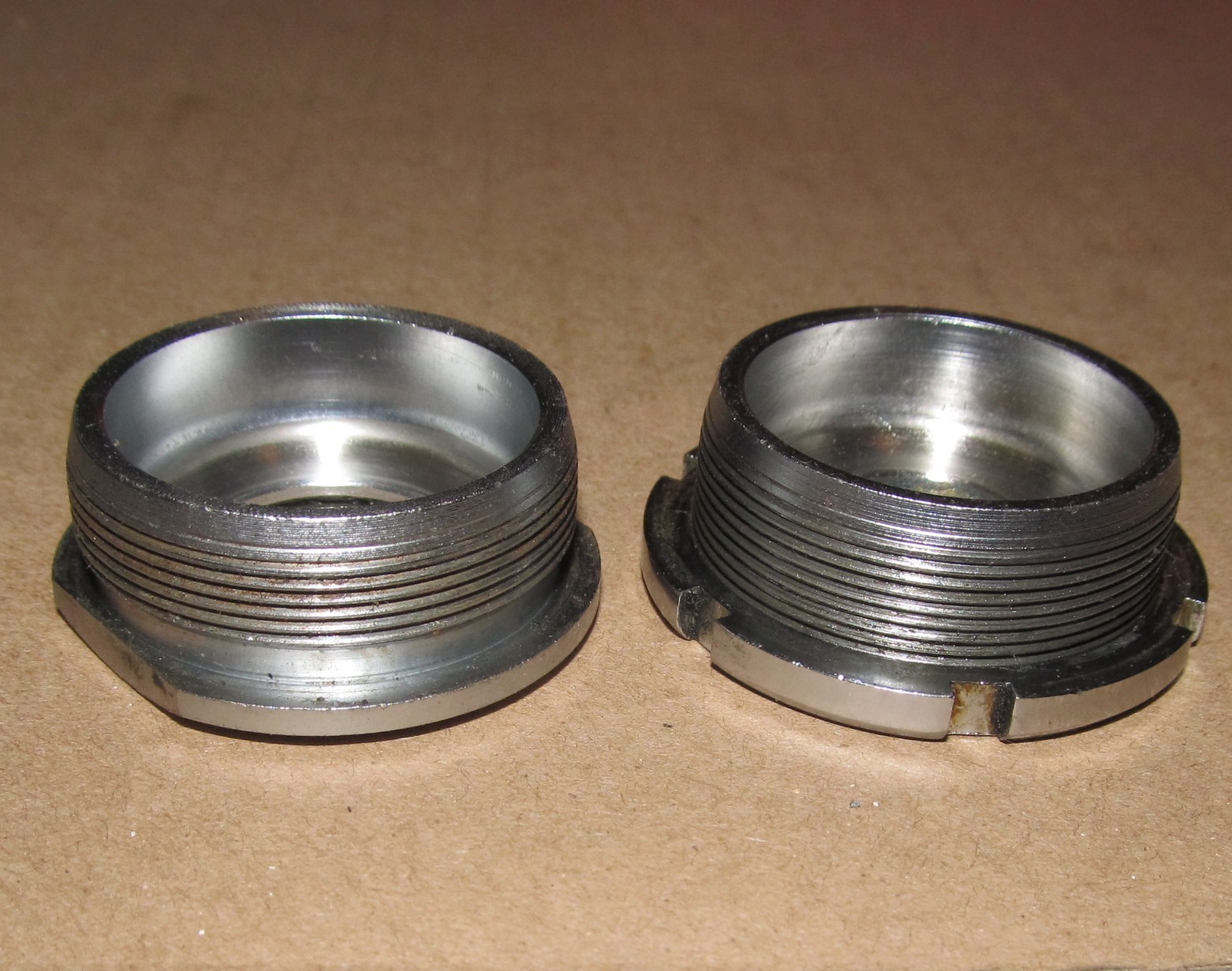Shimano Bottom Bracket Cups & Lock Ring Italian 35 x 24t