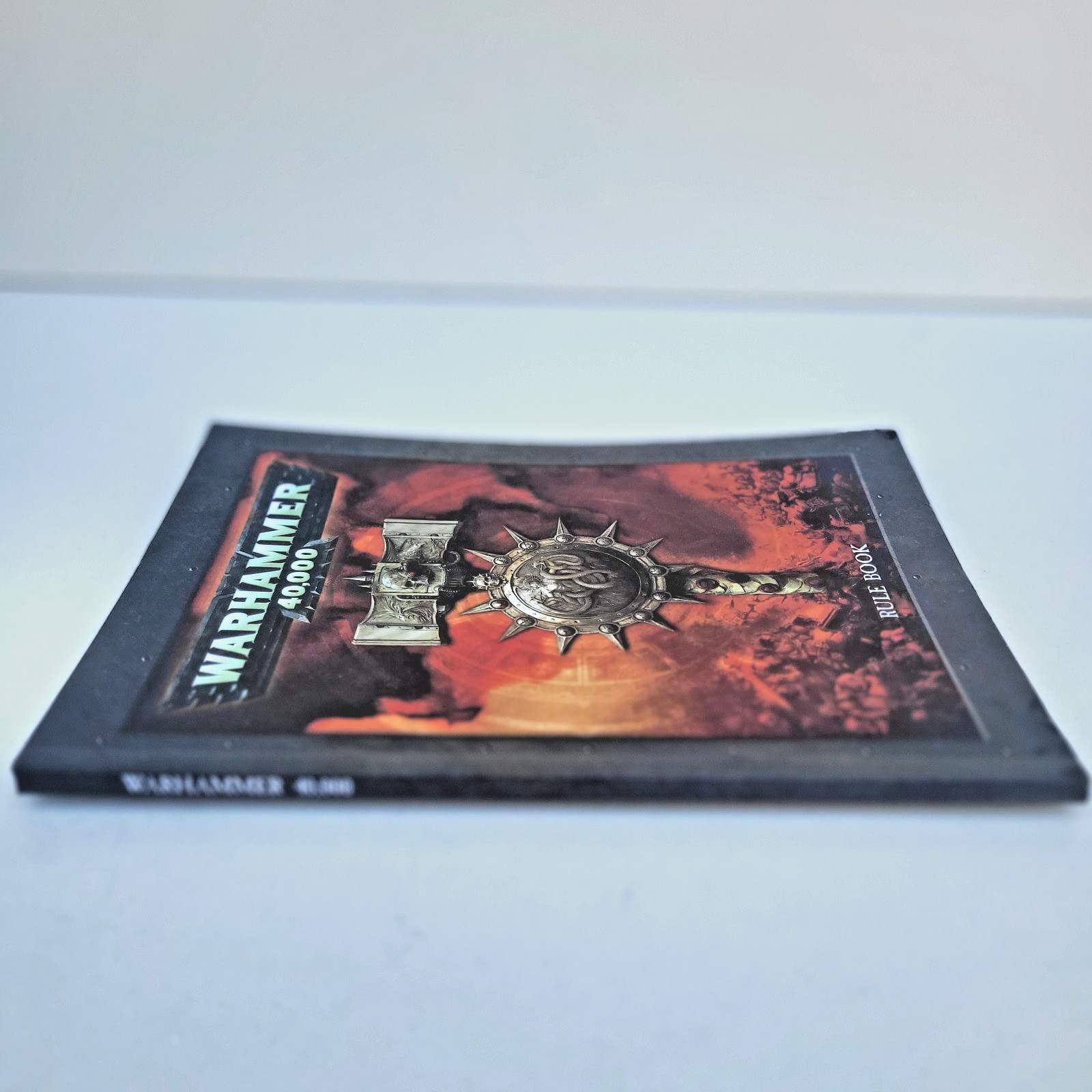 Warhammer 40k Rule Book. Warhammer 40k 5th Edition Soft Back. VG+