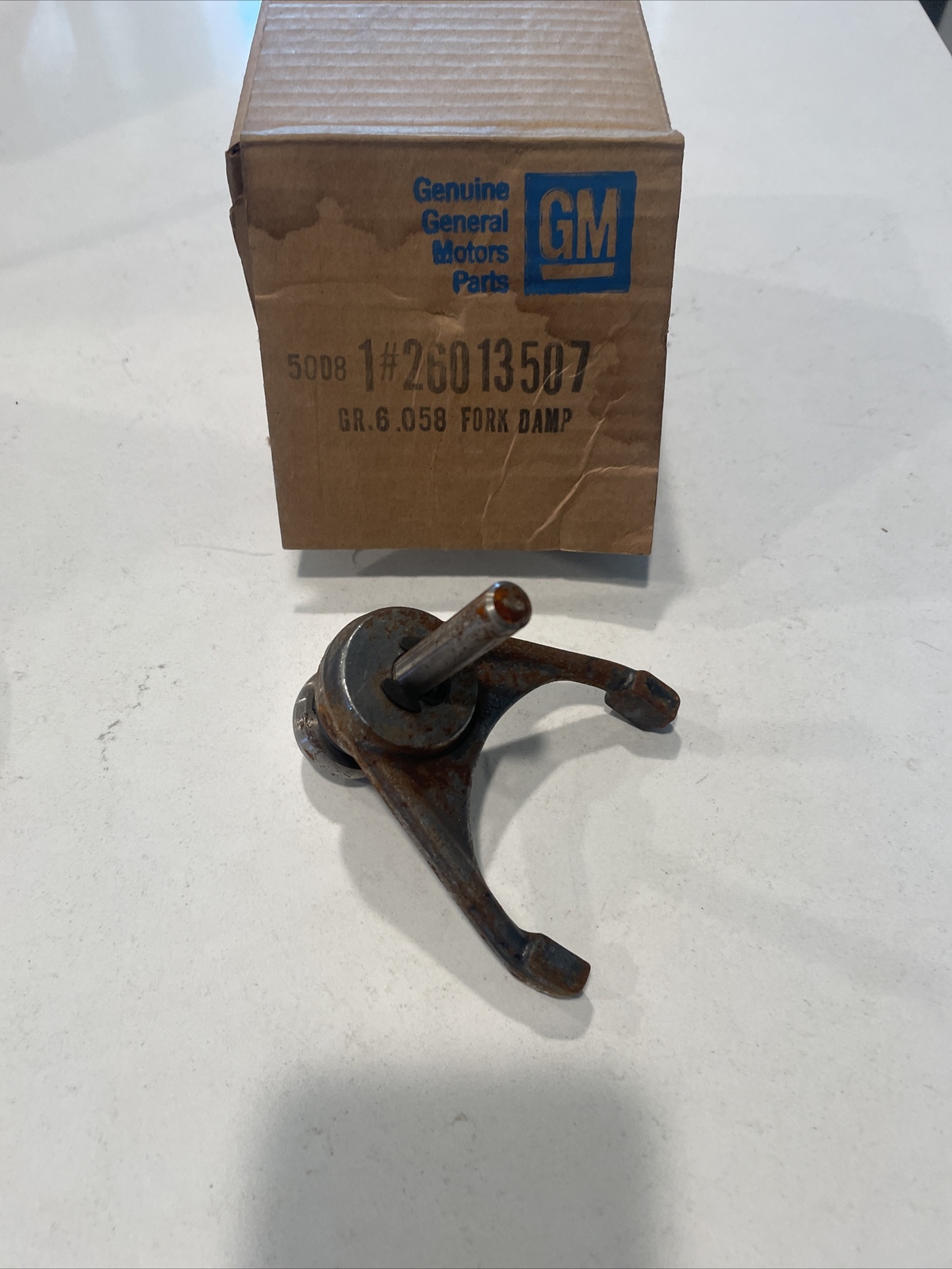 New GM 26013507 1988-90 K1500 K2500 K3500 Front Axle Fork Shaft OEM 4x4 Truck