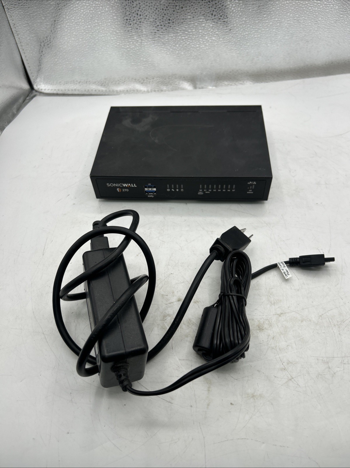 SonicWALL TZ270 Firewall APL57-100 Firewall Network Security please read