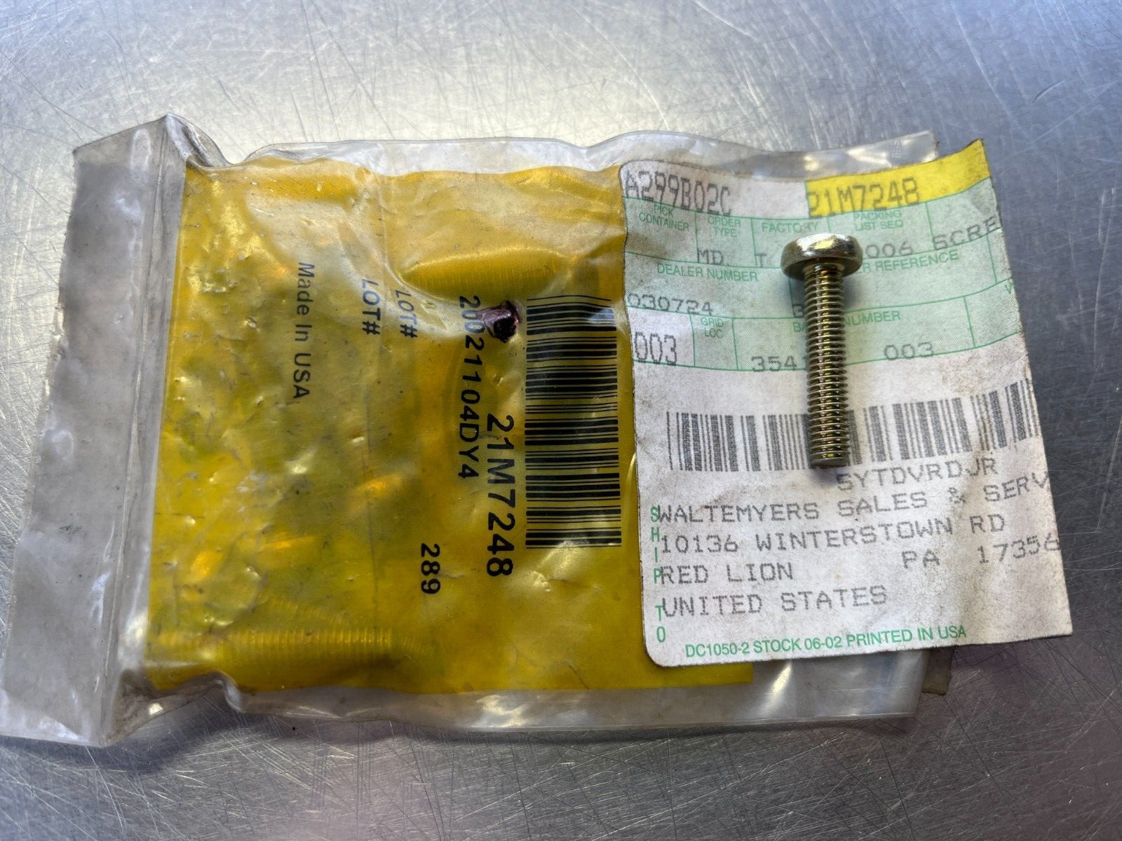 21M7248  Genuine OEM  John Deere  SCREW   QTY of 4 Screws