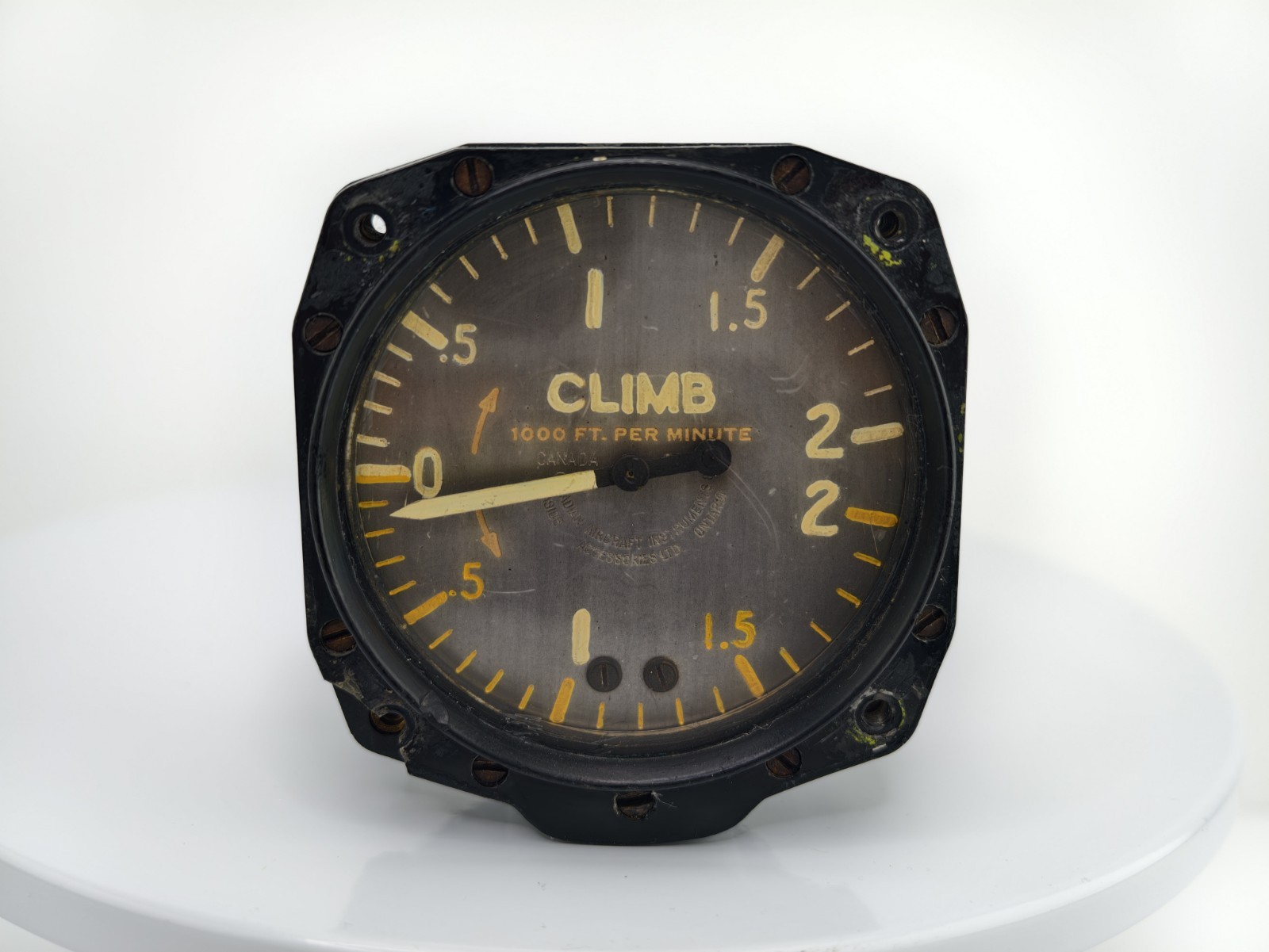 Vintage Aviation Aircraft Vertical Rate of Climb Indicator Canadian 6AA-340