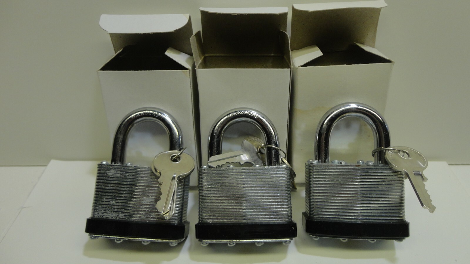 3 Laminated Padlocks Hardened Steel 2'' Wide x 50mm With 2 Keys *Free Shipping*