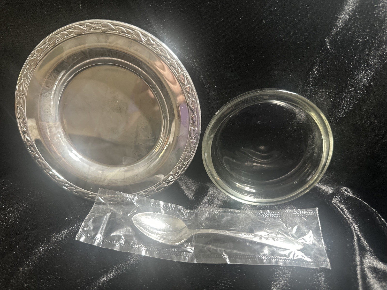 Vintage Carlton Oneida Condiment Set 3 Pc Silver Plate Tray Spoon Glass Dish New