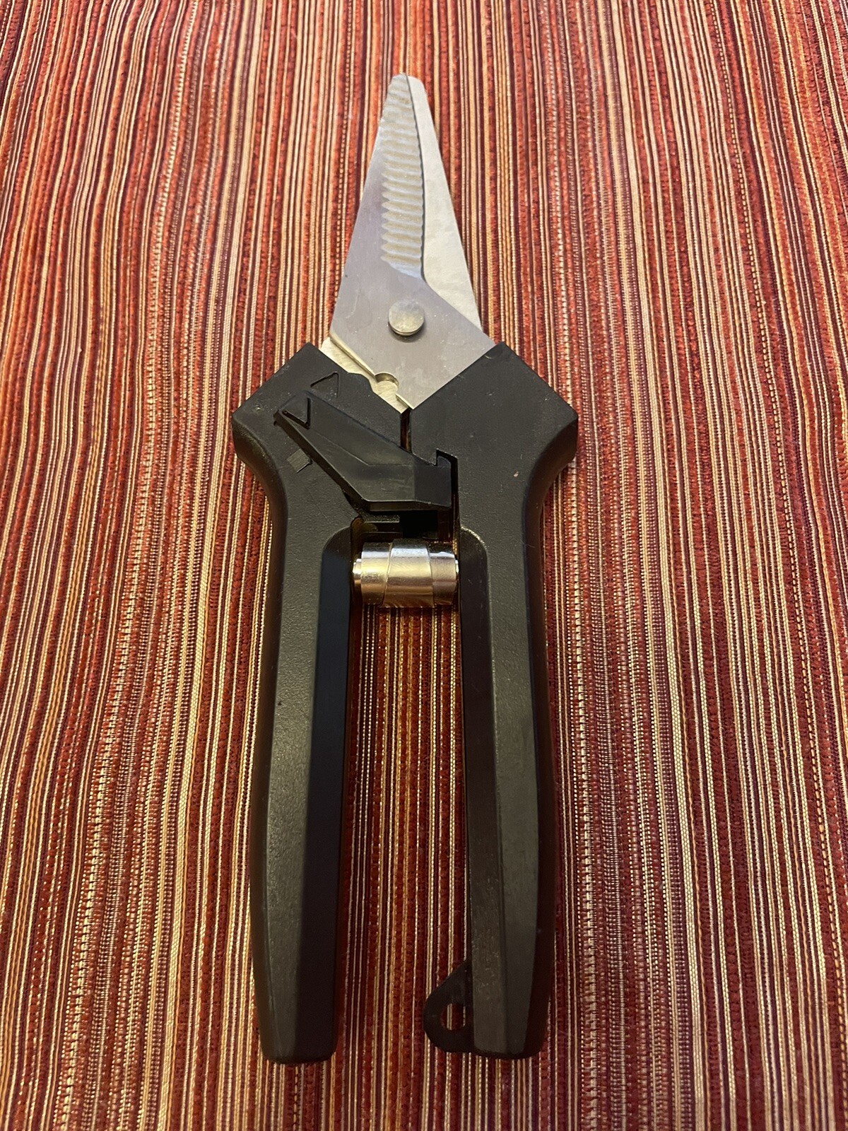 Friskars Multi Use Kitchen Garden Household Scissors Shears Stainless 7.25”
