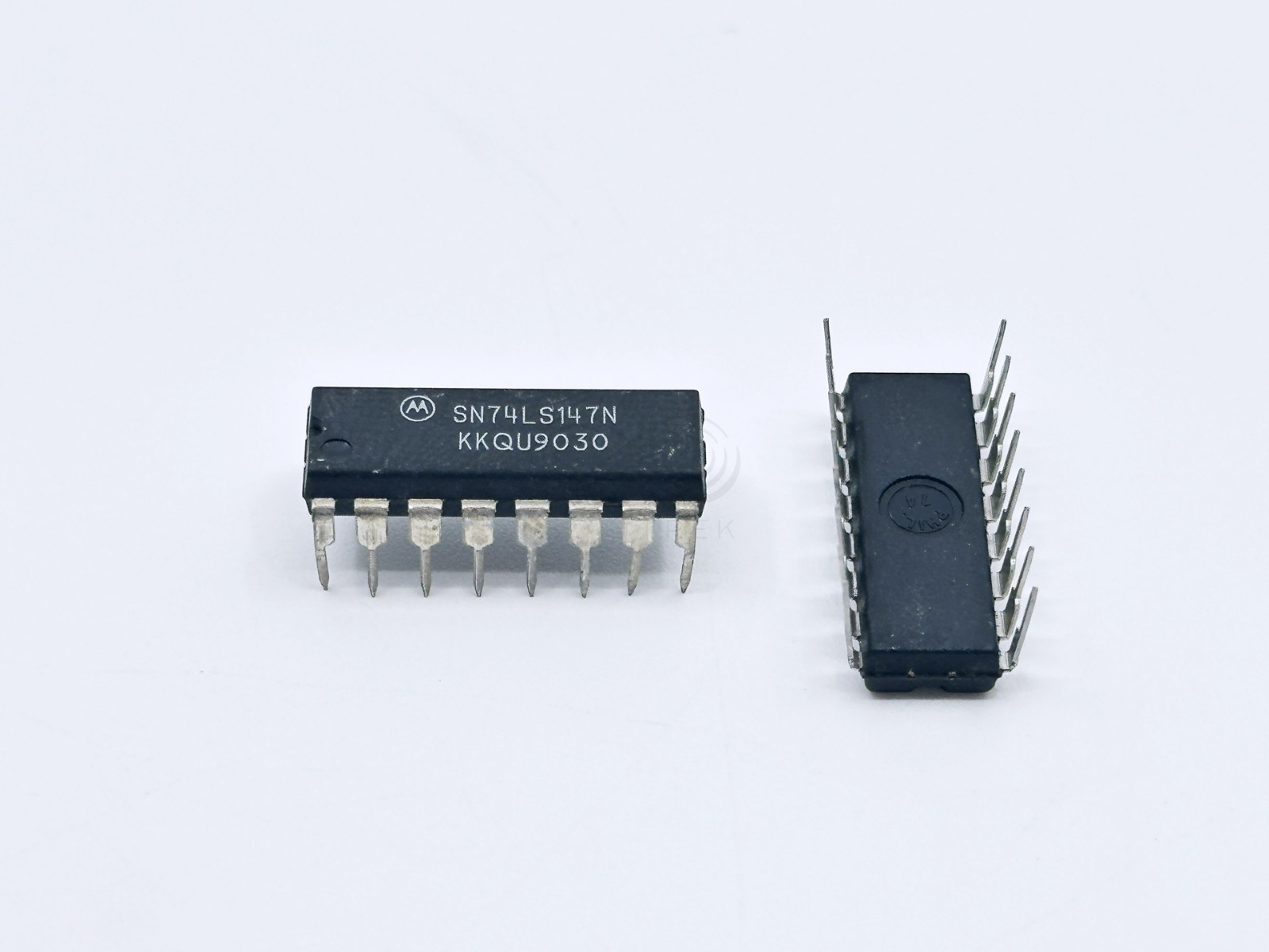 SN74LS147N Motorola 10-Line Decimal to BCD Priority Encoder Active Low DIP-16