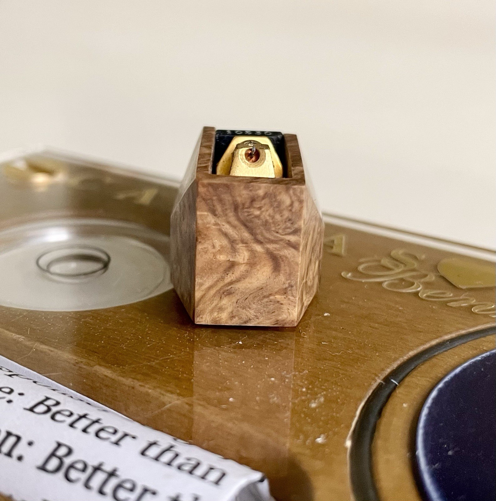 Cardas Myrtle Heart Ruby (Benz Micro Ruby) MC Cartridge, Line-contact on Boron