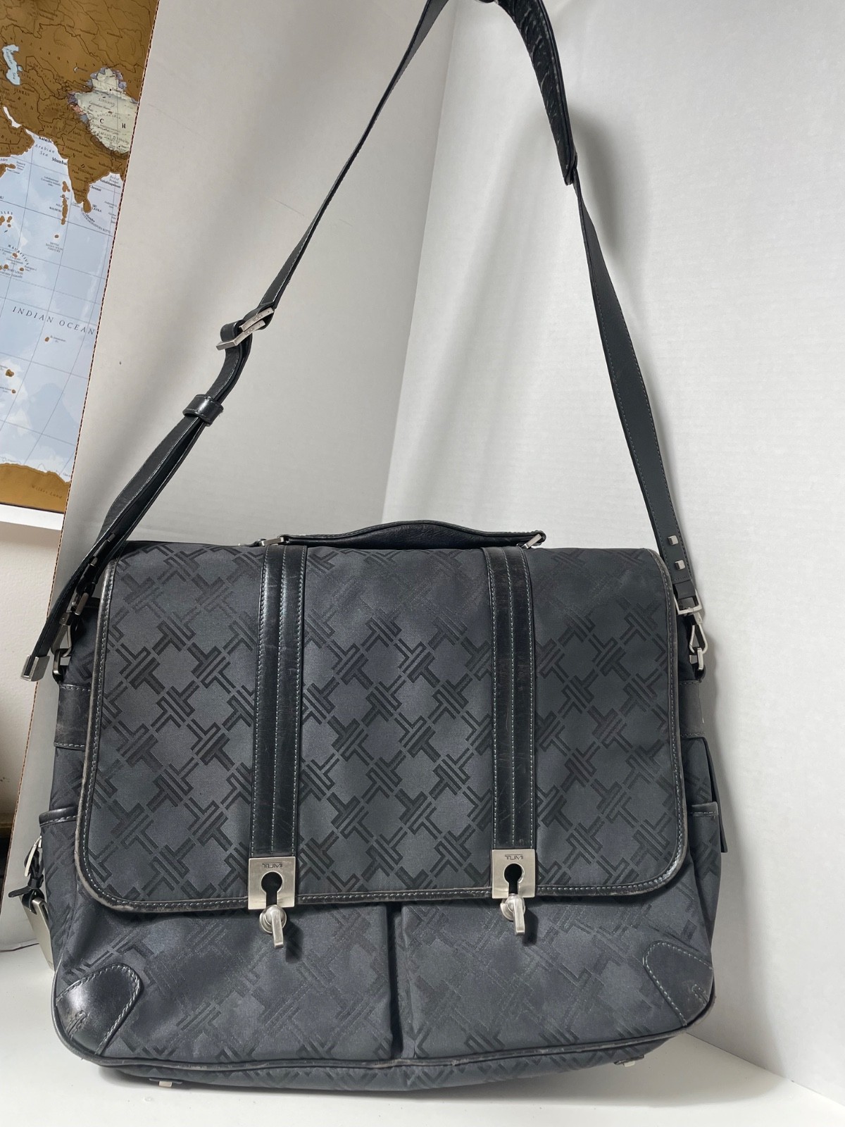 TUMI MONOGRAPH ballistic Black Crossbody Laptop briefcase w/ dbl latch!