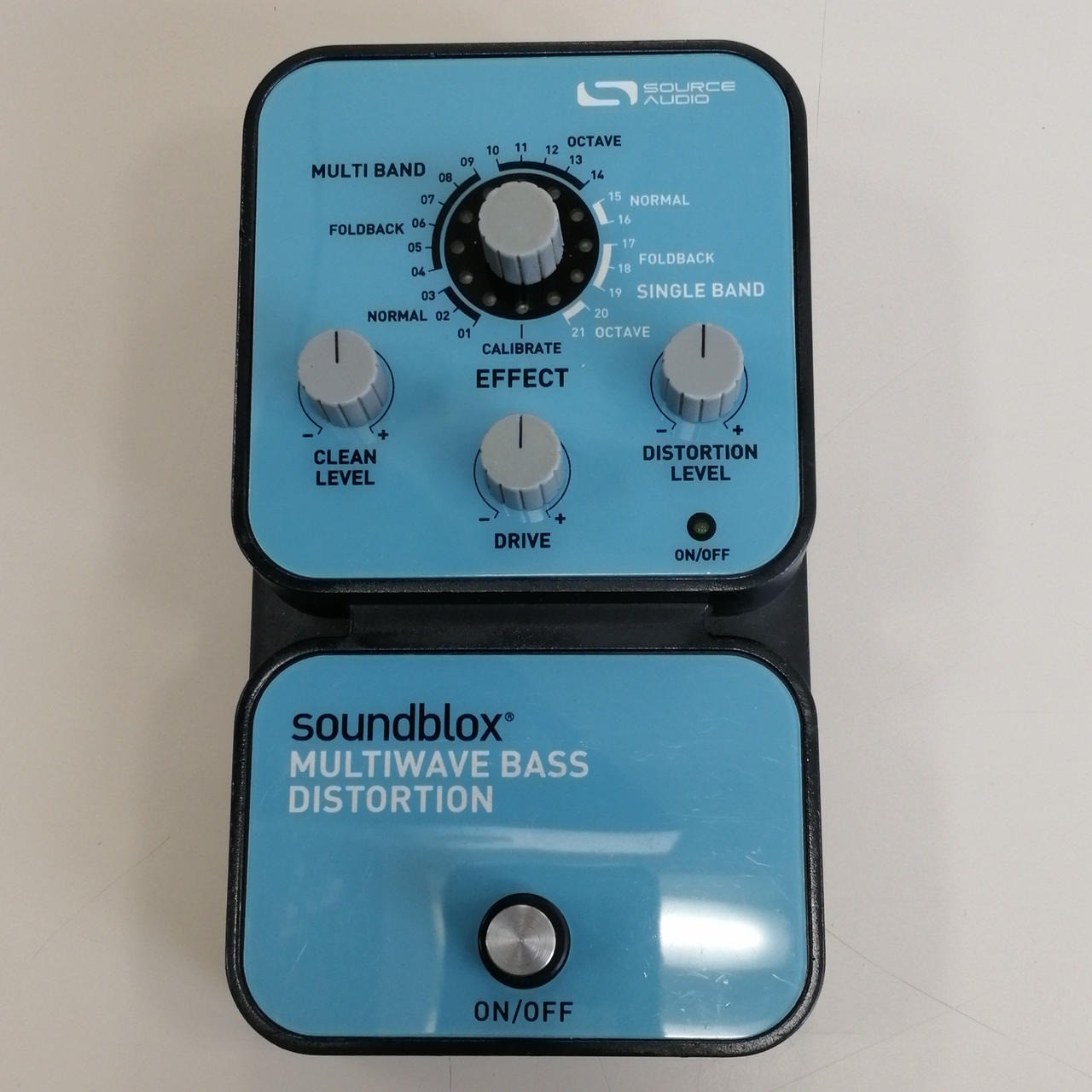 Source Audio Multiwave Bass Distortion Effect Pedal