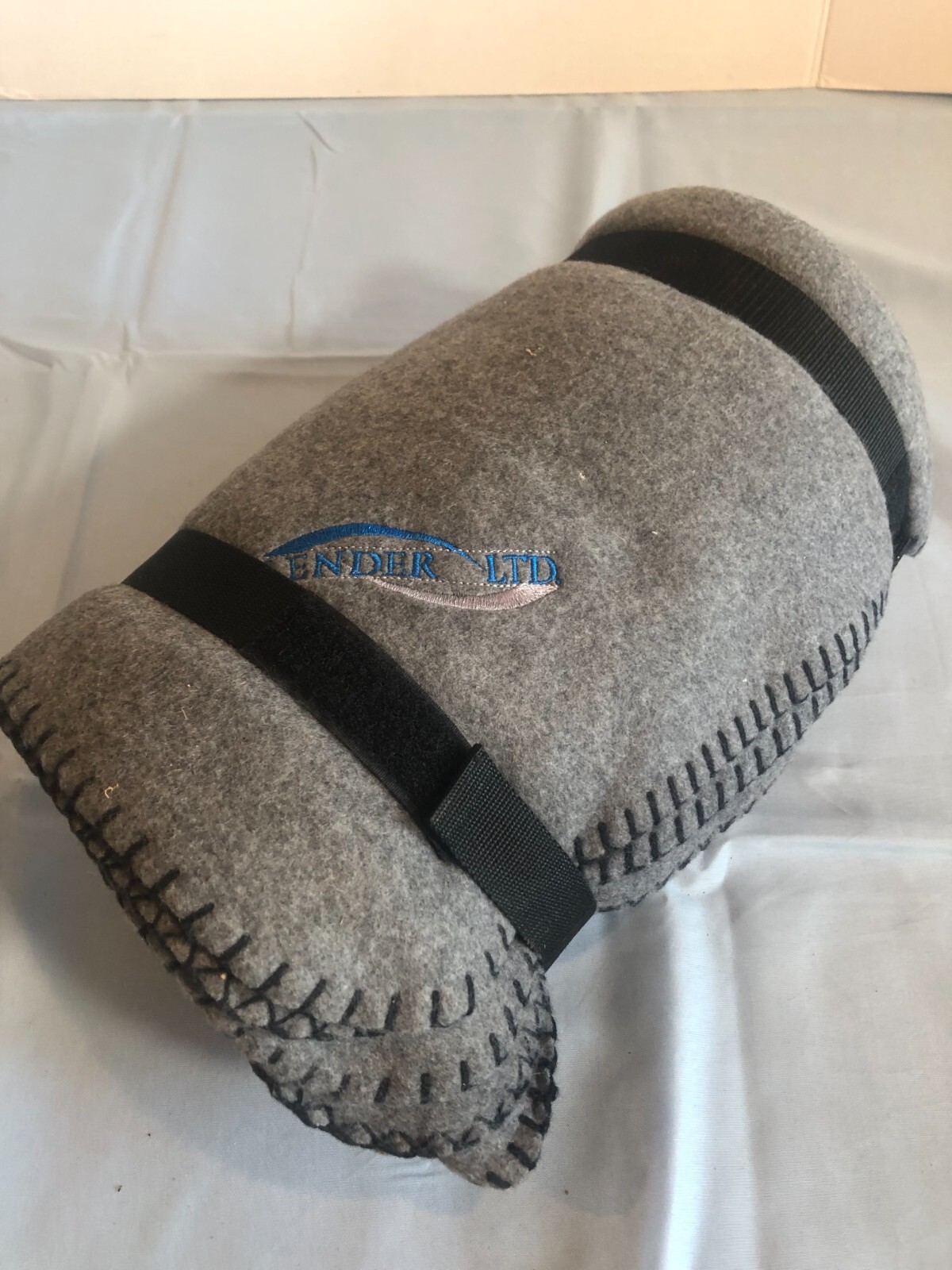 NWOT RCC Koozie Gray Fleece Blanket Throw with Carry Strap 52" x 70" #F47
