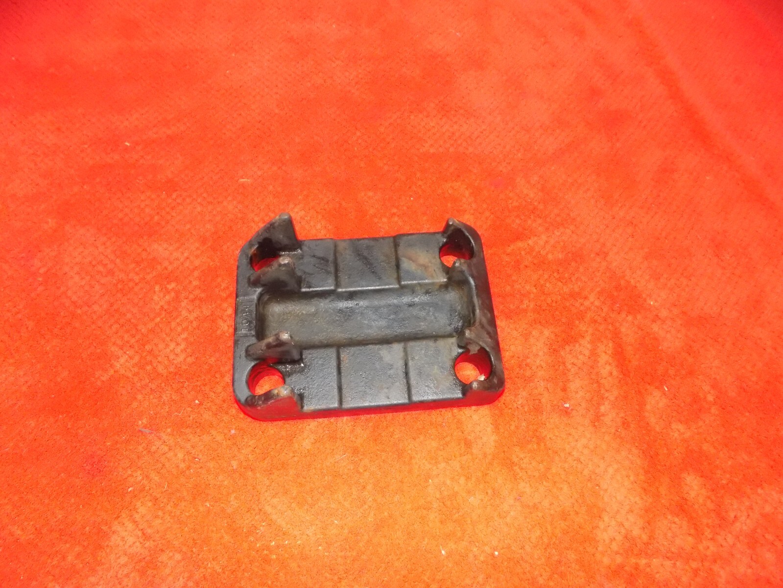 V1 KENWORTH 18781-05 SUSPENSION PLATE U BOLT 3600249 REYCO