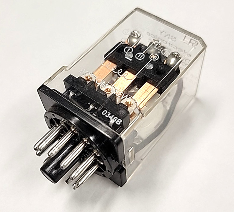RELAY 3PDT 10AMP CONTACT 11 ROUND PIN SKKP-3C-240VAC-SUB / SKKP3C240VACSUB (NEW)