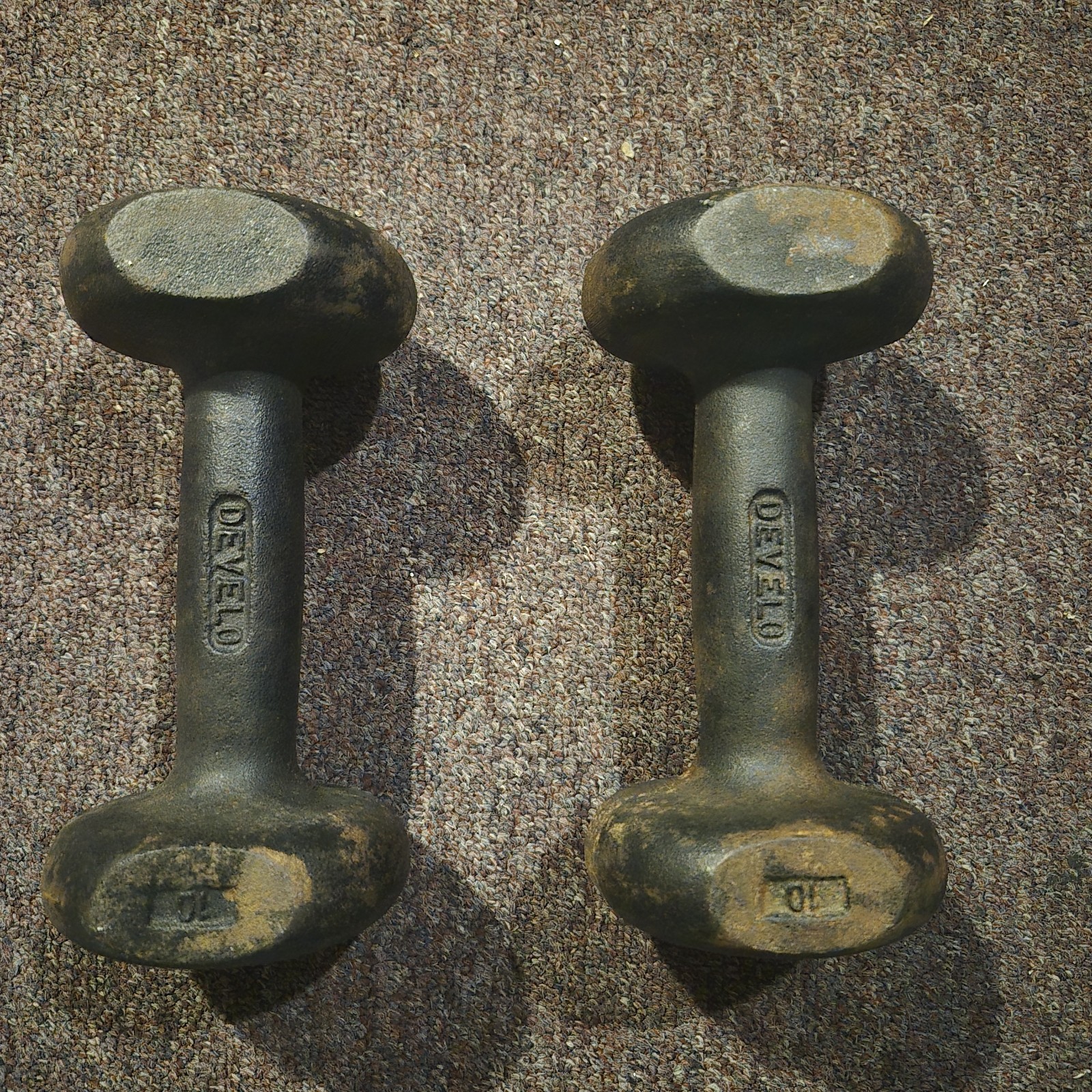 Pair Vintage Develo 10 lb Bun Style Cast Iron Dumbbell Exercise Weights