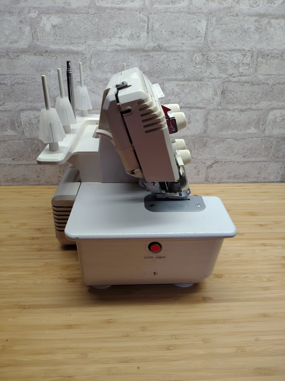 Baby Lock Pro Line Serger BL415 | Untested