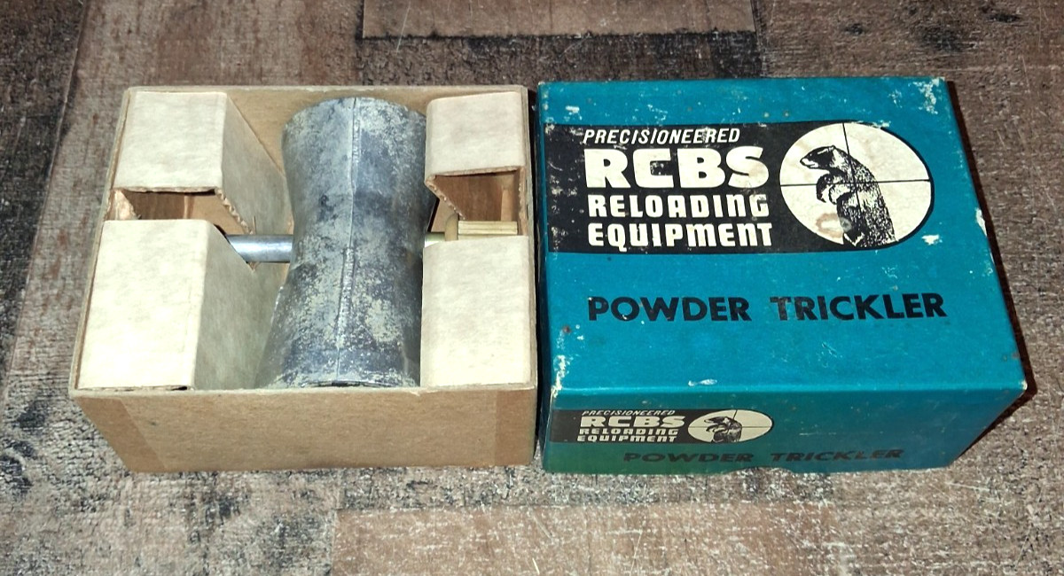 Vintage RCBS Powder Trickler Precisioneered Reloading Equipment  w/Box Read