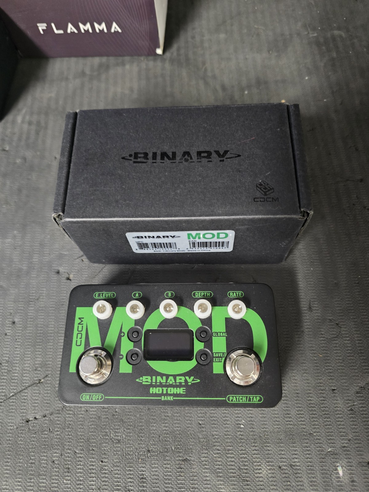 Binary Mod - CDCM Modulation Effects Pedal