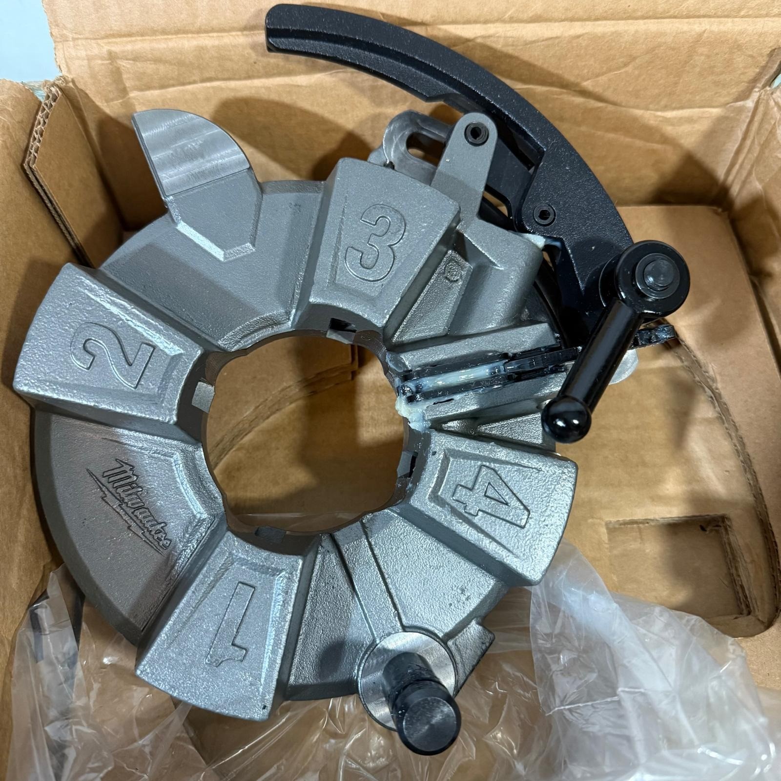 Milwaukee NPT Pipe Threading Die Head W/Micro-Adjust for MX Fuel Threading Machi