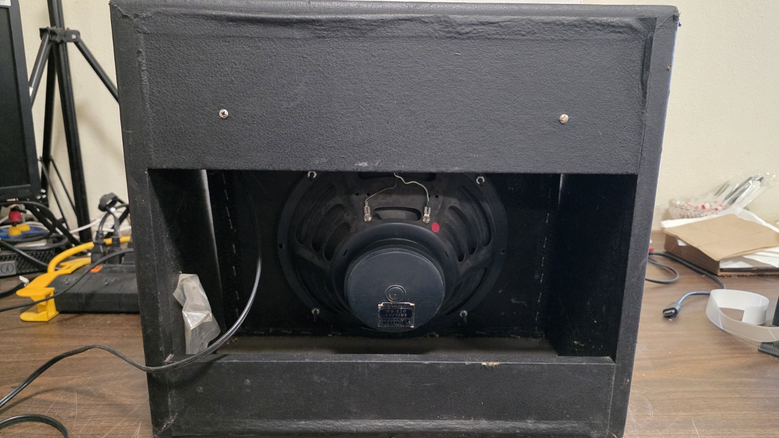 Rickenbacker Model TR7 Guitar Amp