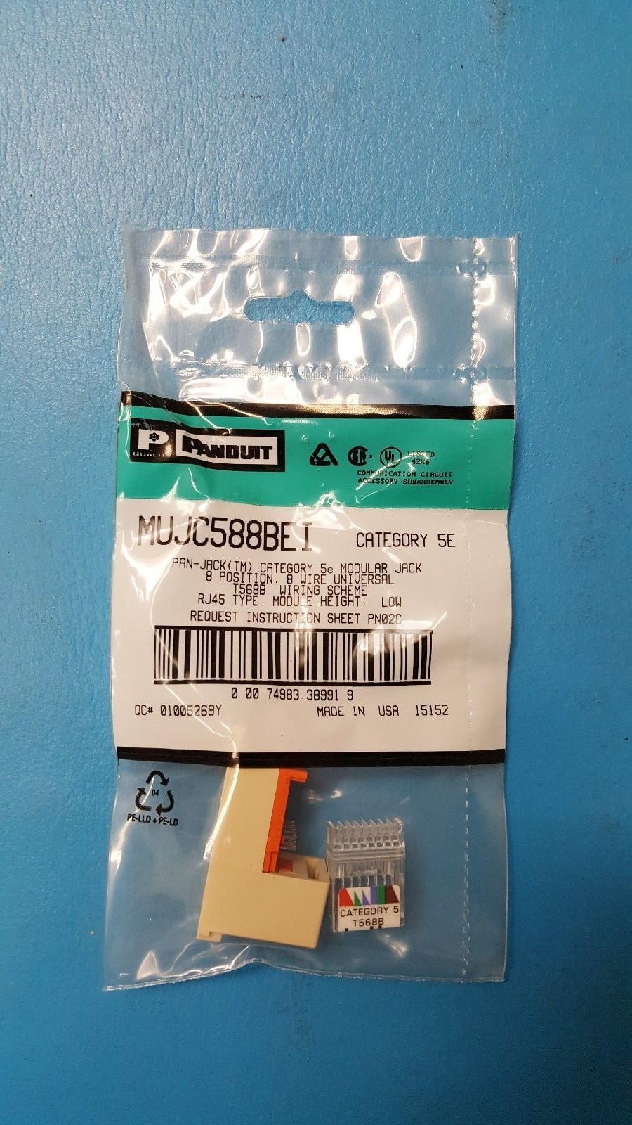 ( 50 Pcs) PANDUIT, MUJC588BEI , RJ45, 8 Position /8 WIRE  , CAT 5e, Jack, Female