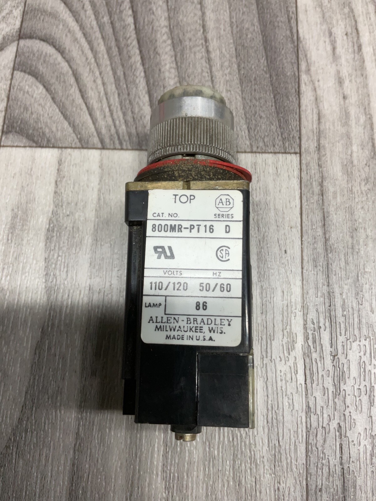 ALLEN BRADLEY Push Button 800MB-PT16 Ser.D #4017PT181