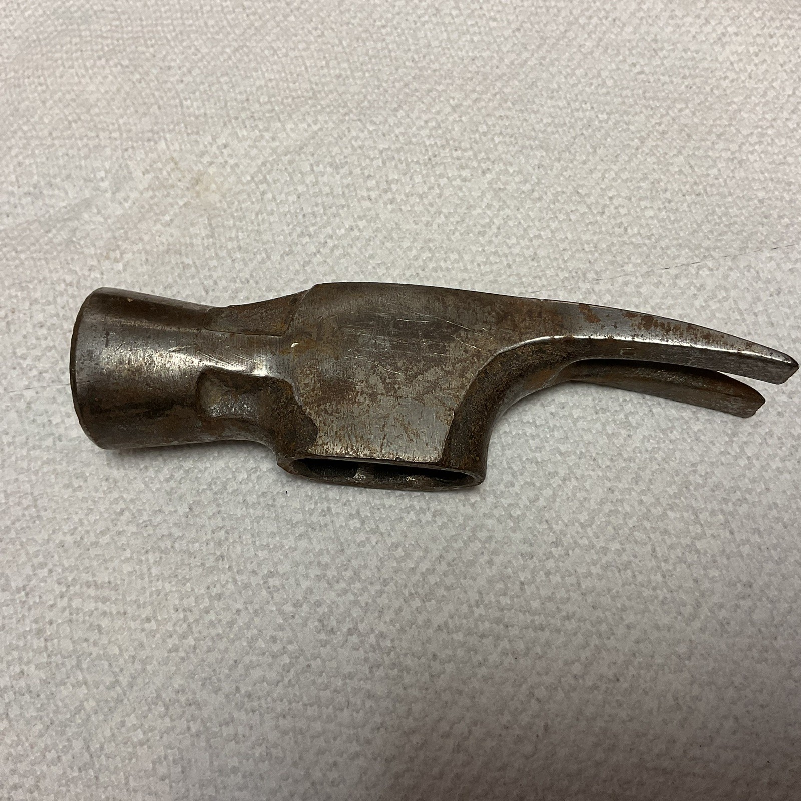 Vintage 1 Lb 6 oz Framer Hammer Head /Magnet Nail Holder.