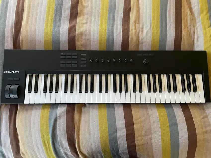 Native Instruments Komplete Kontrol A49 Smart Keyboard Controller