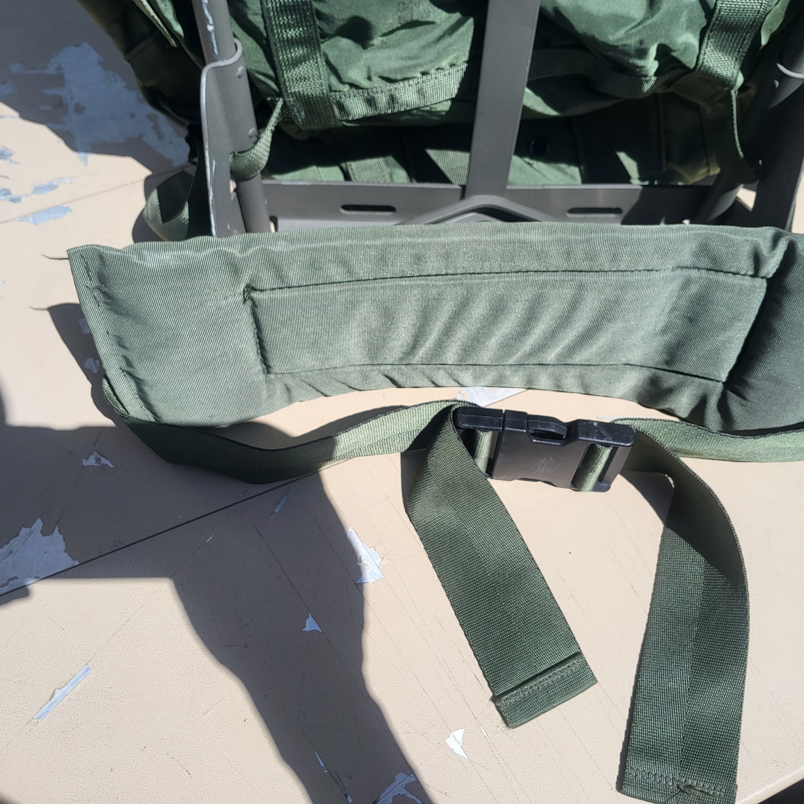 a   alice backpak kidney waist belts