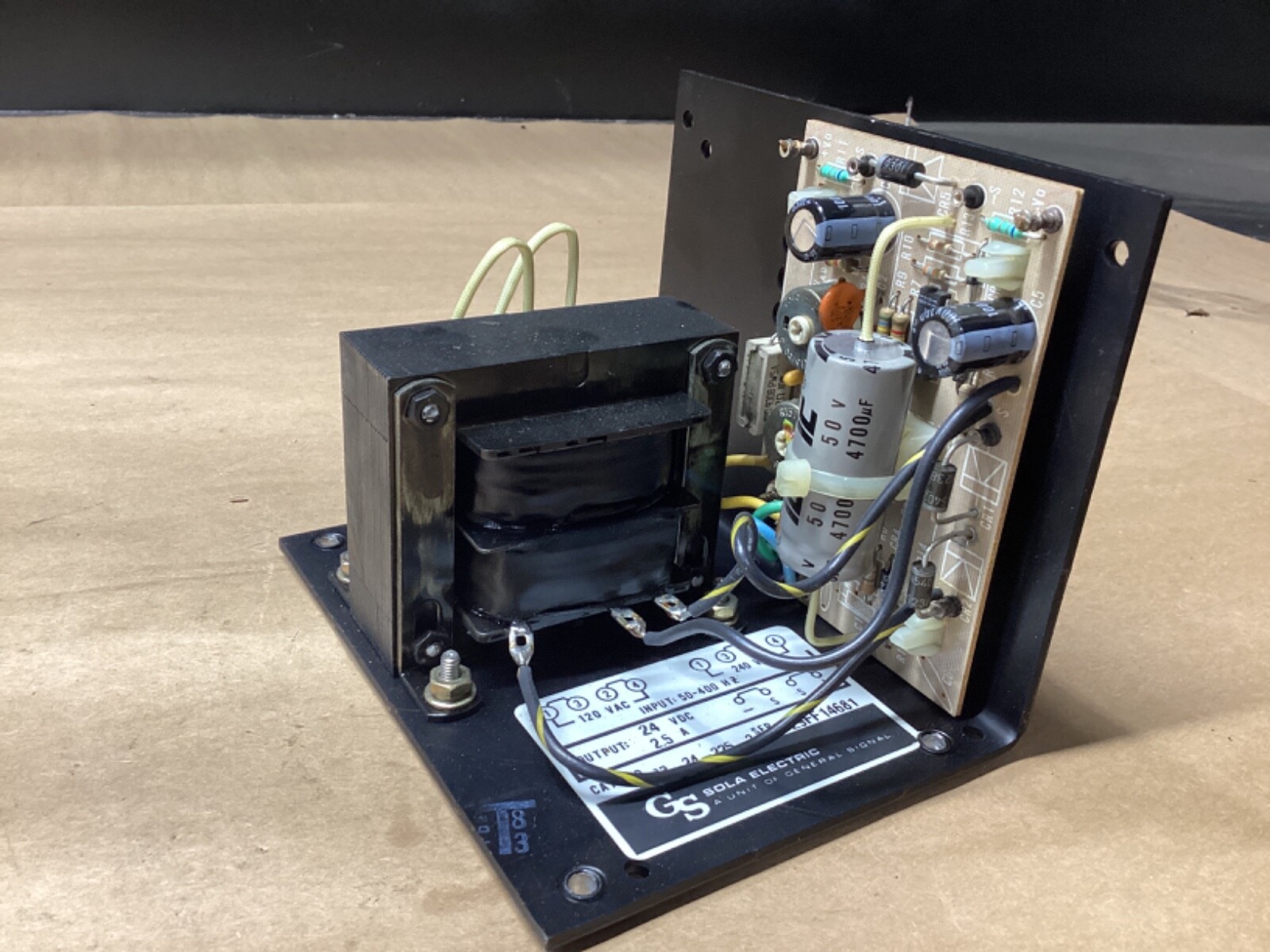 Sola Power Supply  83-24-225-2   24 VDC 2.5A #100A90PR2