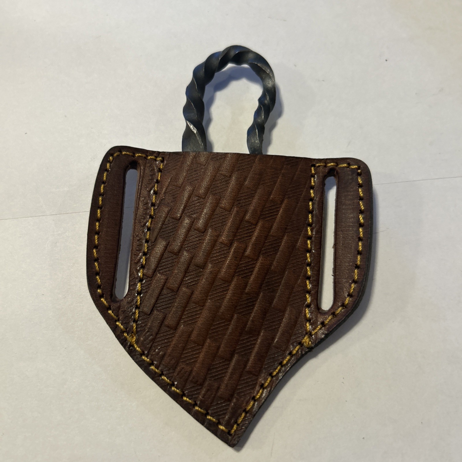 Fixed Blade Knife With Sheath And Box
