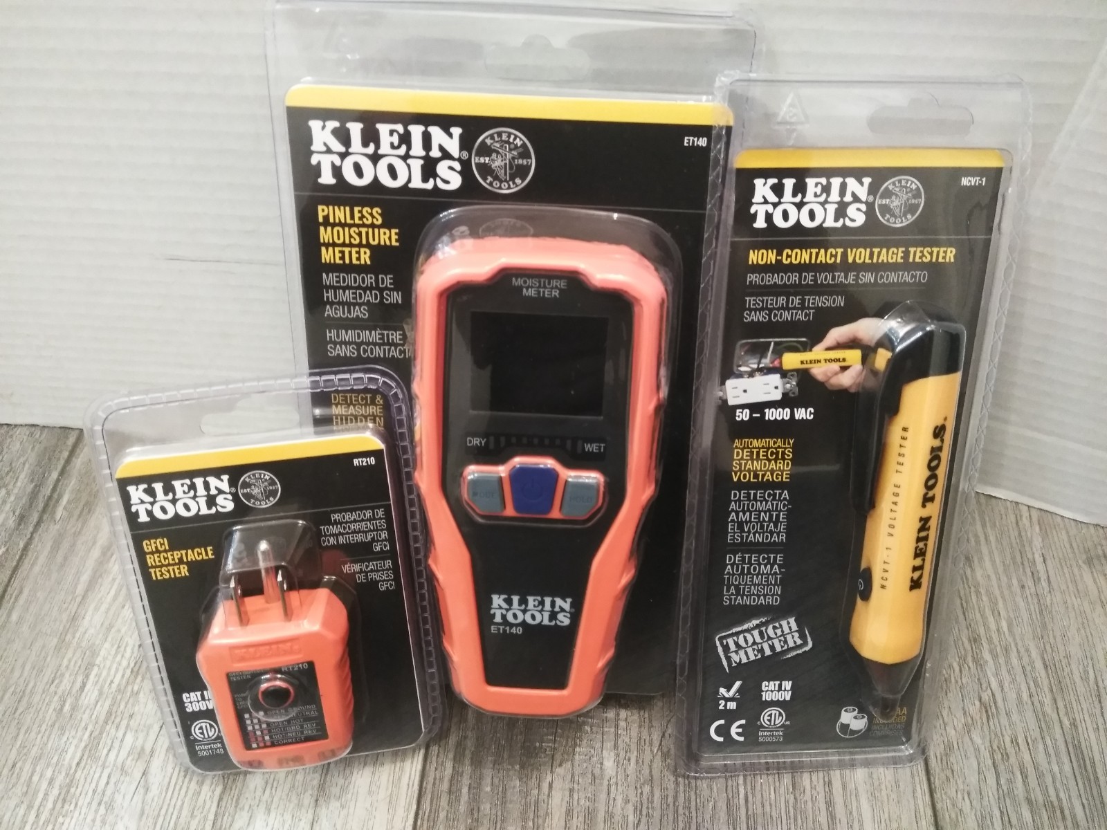 Klein Tools 80023P Tool Set, Home Inspector Tool Kit with Digital Moisture Meter