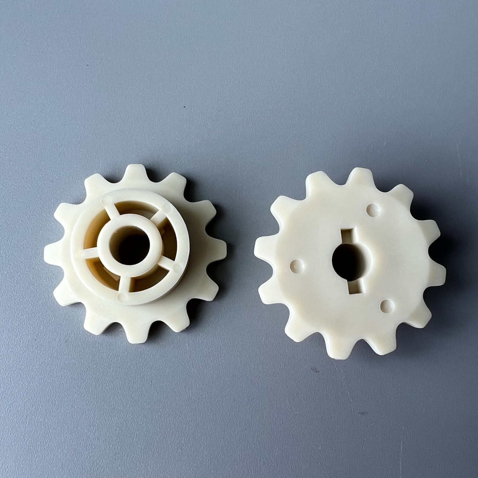 (2pc/lot) 34B7499821/34B7499822 Sprocket for FUJI 330/340/350/370/500/550/570