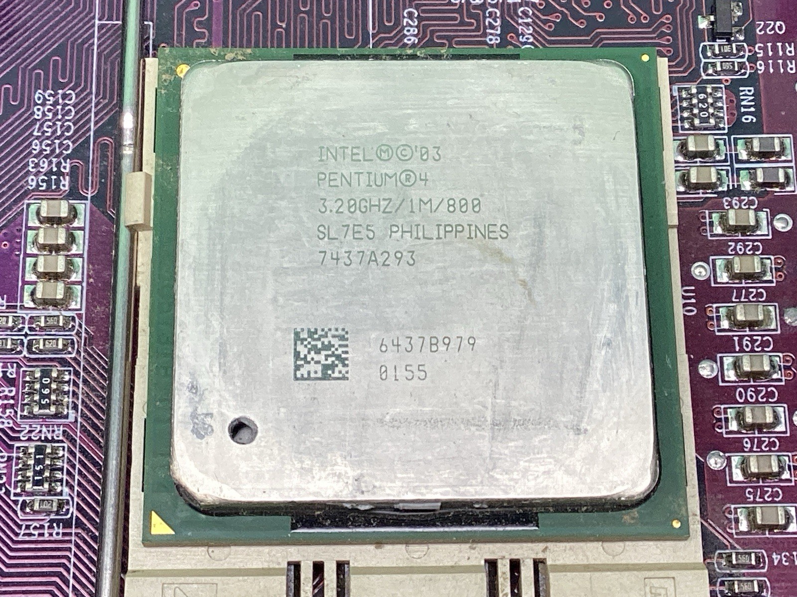 PM800-M2 Motherboard + Intel Pentium 4 Processor CPU + RAM - UNTESTED
