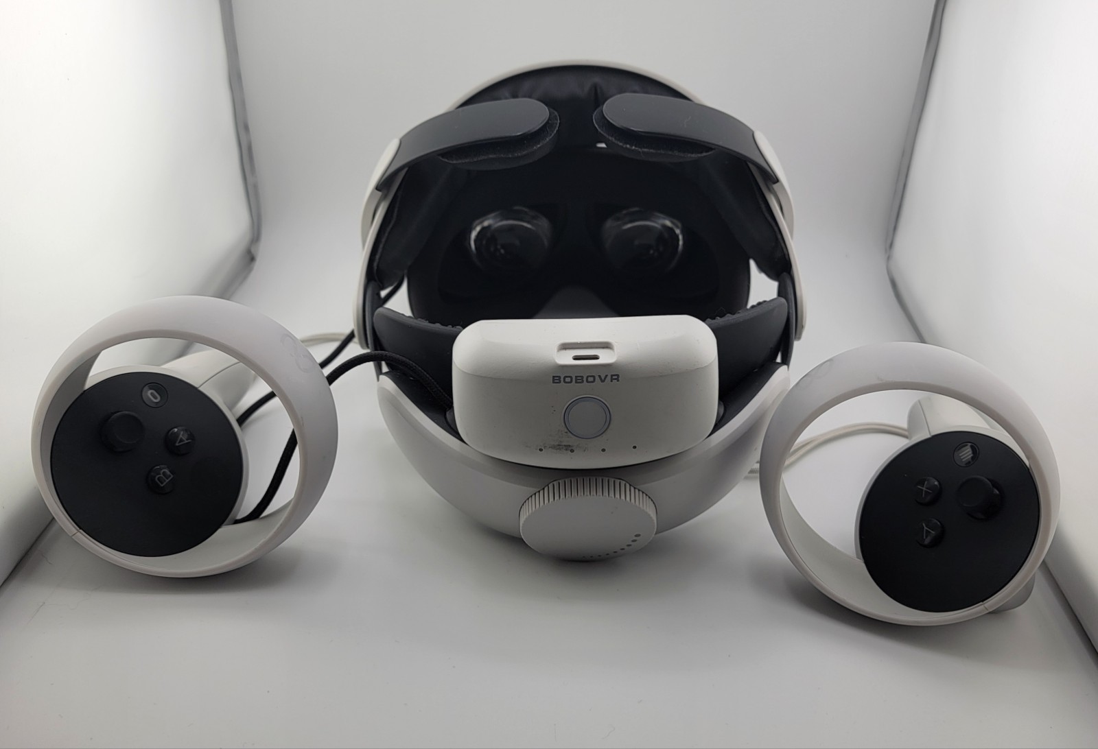 Meta Quest 2 Virtual Reality Headset 128GB White - No Power Adapter