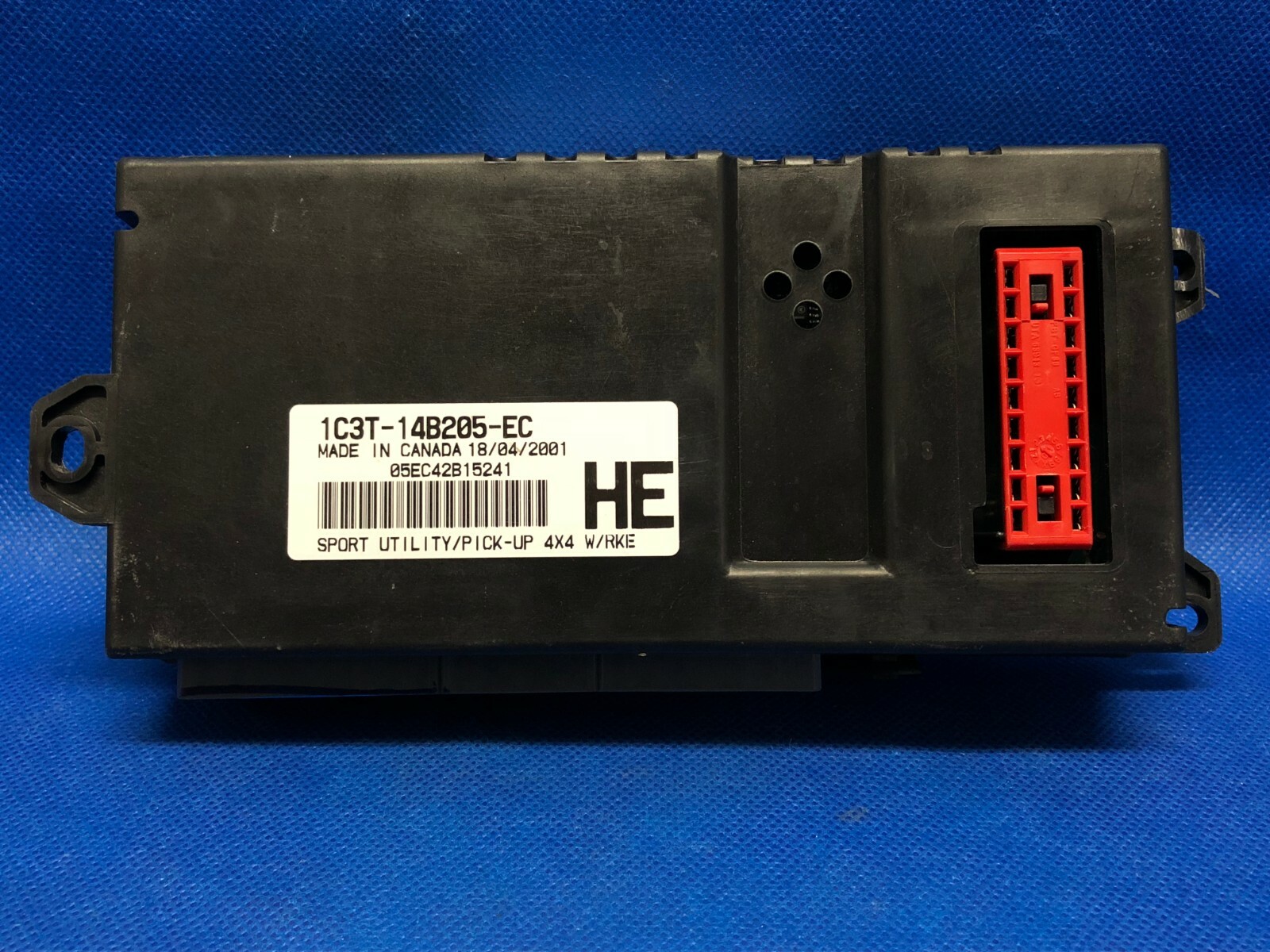 01 FORD Excursion F250 F350 FUSE GEM MULTIFUNCTION BCM MODULE 1C3T-14B205-EC HE