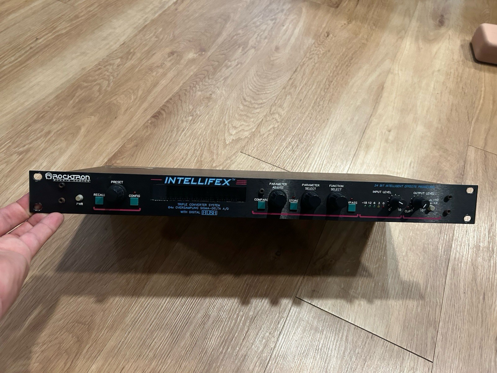 Rocktron Intelliflex 24-Bit Intelligent Effects Processor Triple Converter