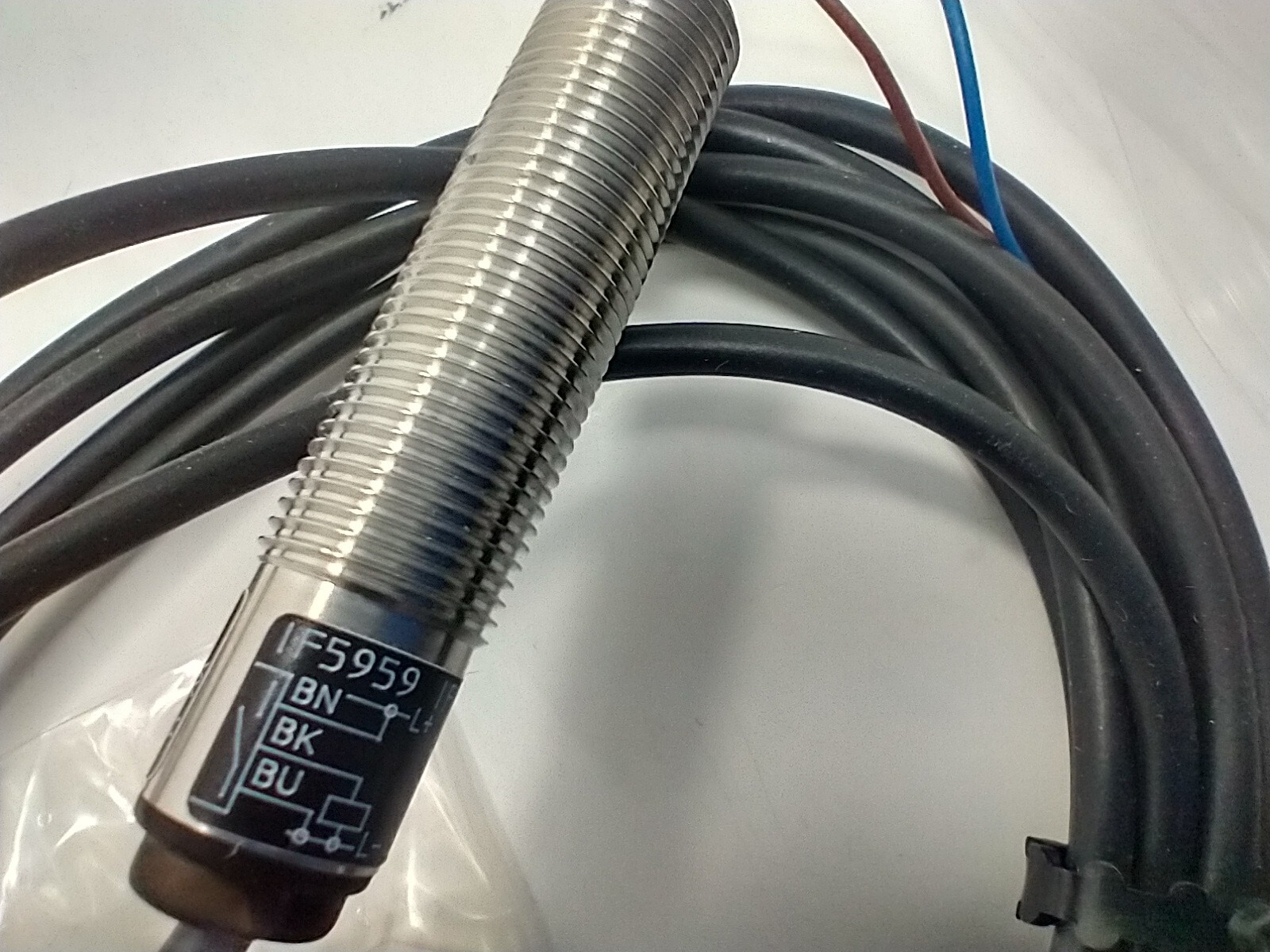 IFM EFECTOR IFK3002-BPKG PROXIMITY SWITCH IFK3002BPKG. IF5959. NEW