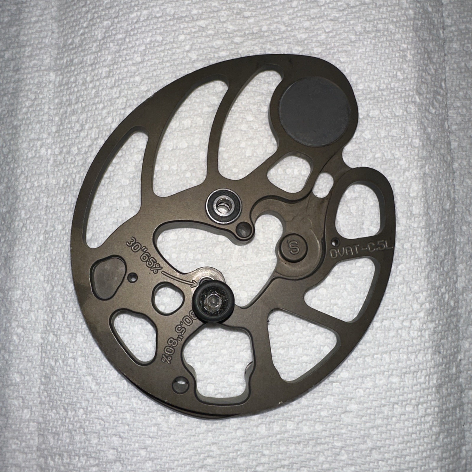 Mathews Ovation left hand cam 30.5" OVAT-C.5L