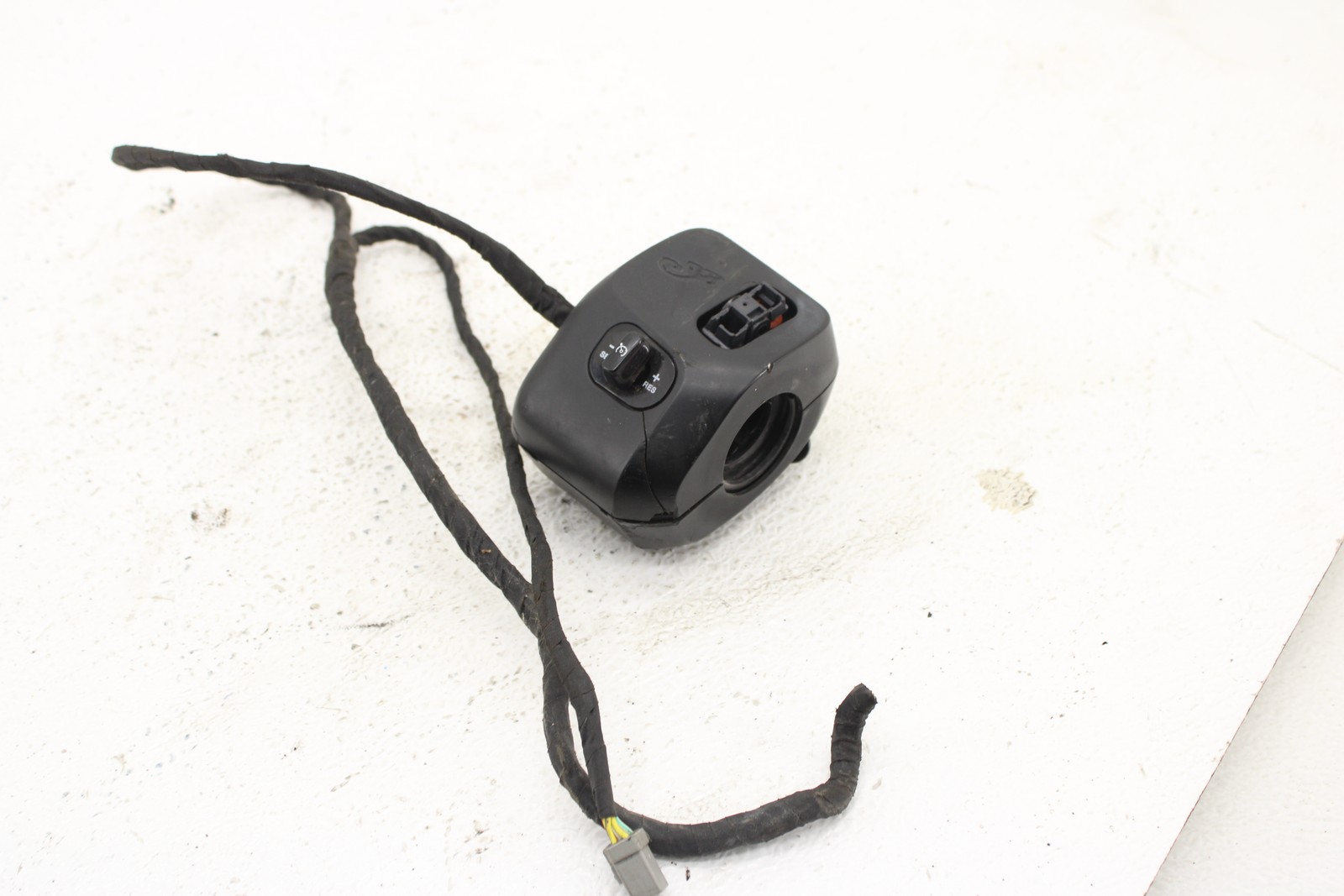 2018 18 Indian Chief Springfield Right Control Switch 2 Row