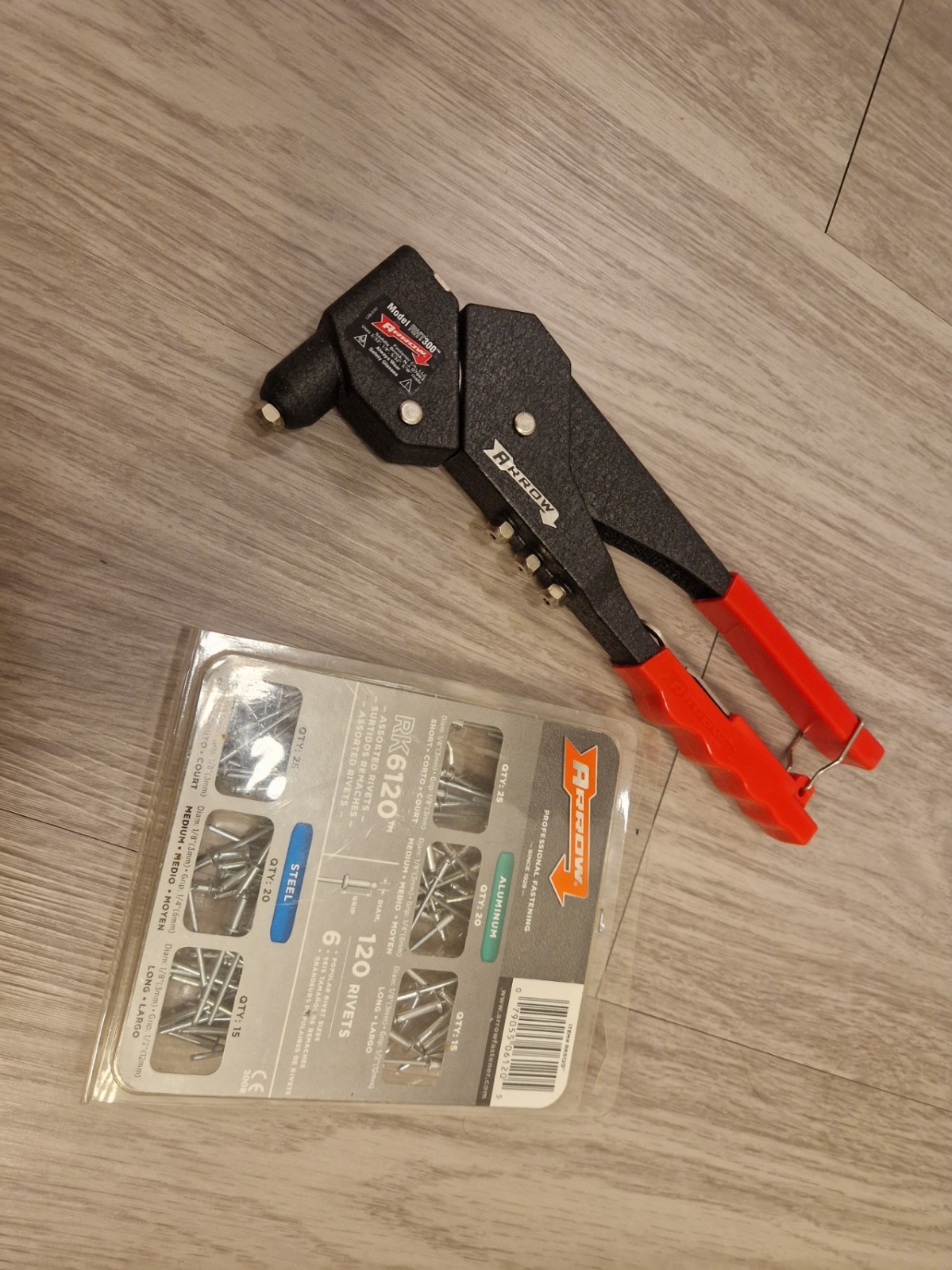 Arrow RHT300 Rivet Tool Riveter Gun With RK6120 Assorted Rivets Kit 120 Pieces