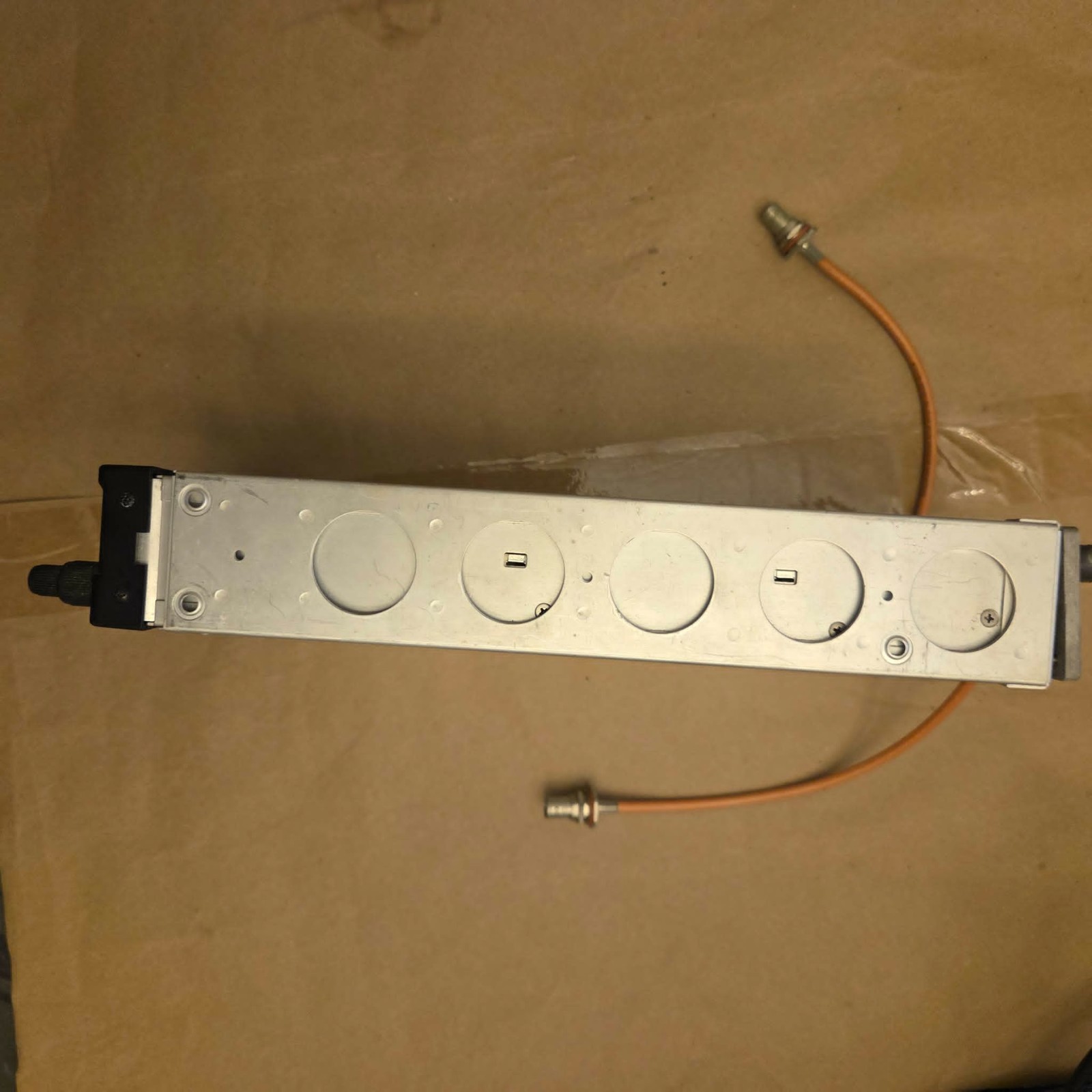 Bendix King KLX 135A GPS COMM Radio w/ Tray Rack Pilot Guide